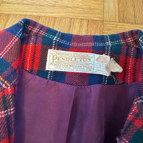 Vintage Pendleton Red Plaid Blazer - Picture 4 of 15